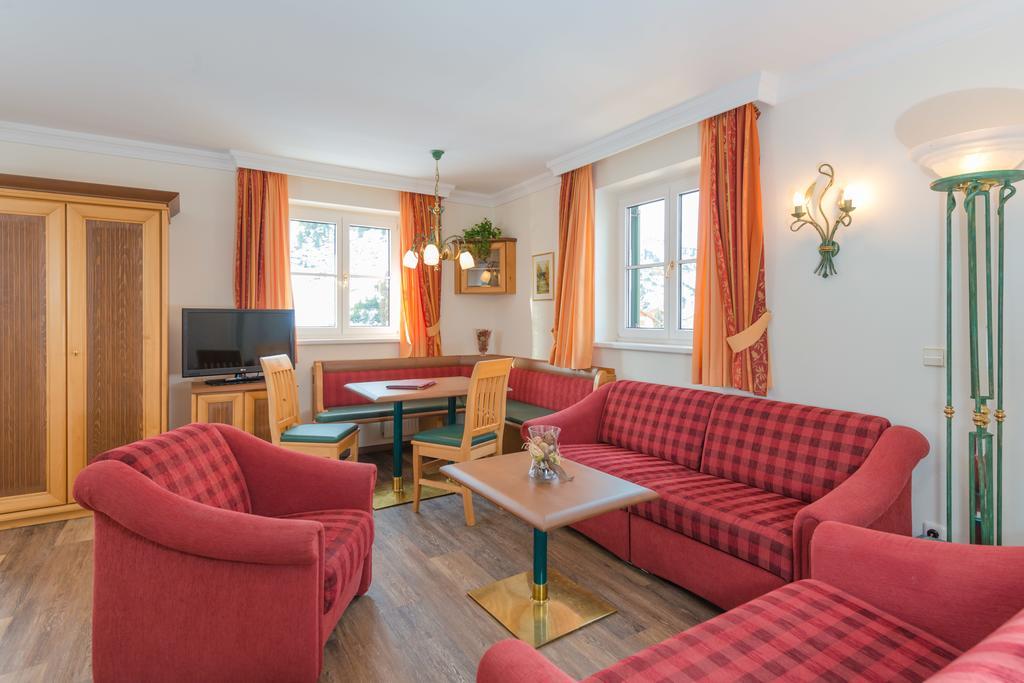 Landhaus St. Georg オーバータウエルン エクステリア 写真